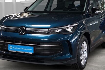 VW Tiguan 16.414 km 37.850 &euro; Oldenburg / Holst. 23758