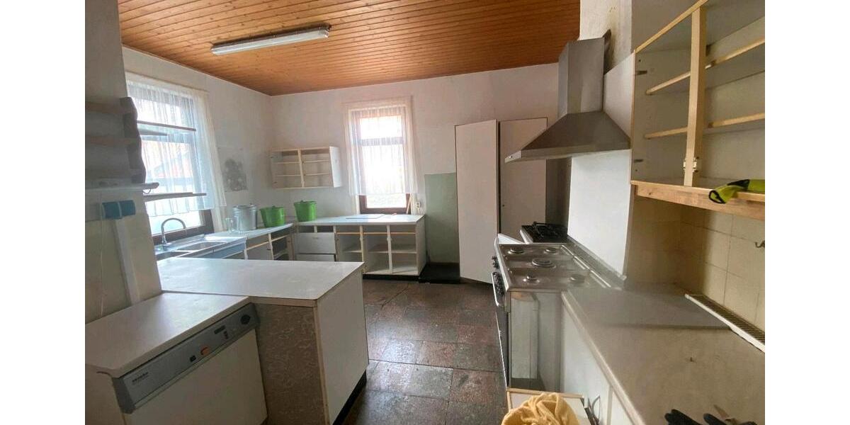 Einfamilienhaus Langelsheim - 10 Zimmer, 300 m&sup2;, 79.000&euro; | Angebot:26942117