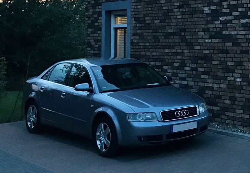 Audi A4 450.000 km 1.300 € Frankfurt am Main 60435