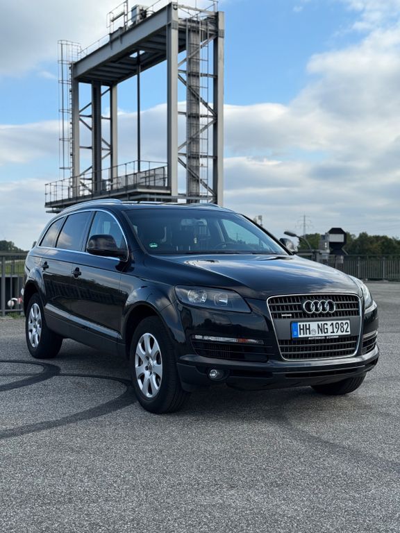 Audi Q7 229.000 km 10.400 € Hamburg 21109