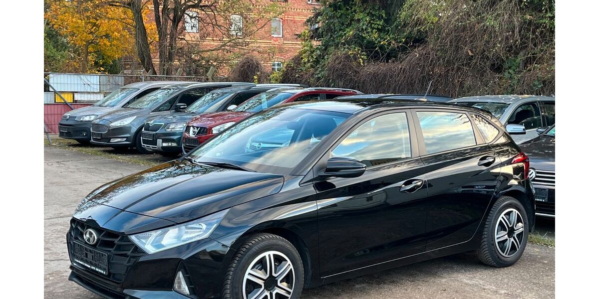 Hyundai i20 84.465 km 14.299 &euro; Berlin 13127