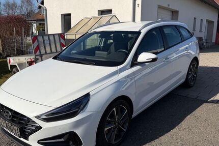 Hyundai i30 23.000 km 18.880 &euro; Amberg 92224