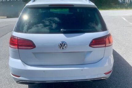 VW Golf 89.806 km 14.200 &euro; Freyung 94078