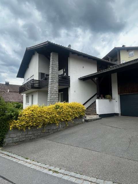 Haus zum Kaufen in Achslach 389.000 € 185 m²
