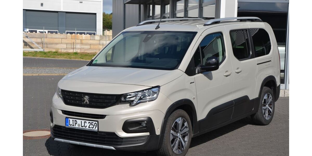 Peugeot Rifter 129.000 km 21.490 € Lemgo 32657