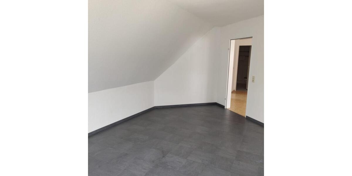 Dachgeschoßwohnung Herbrechtingen - 3 Zimmer, 71 m&sup2;, 735&euro; | Angebot:25452067