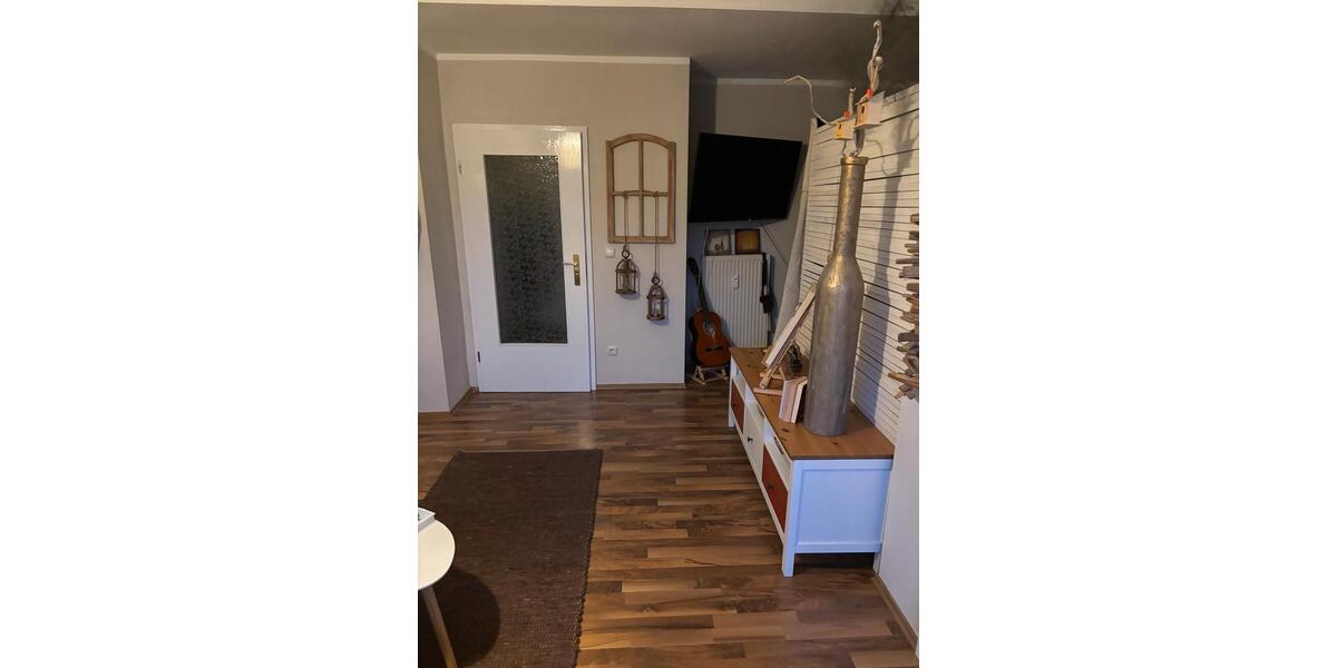 Dachgeschoßwohnung Stadtilm - 1 Zimmer, 35 m&sup2;, 225&euro; | Angebot:26284960