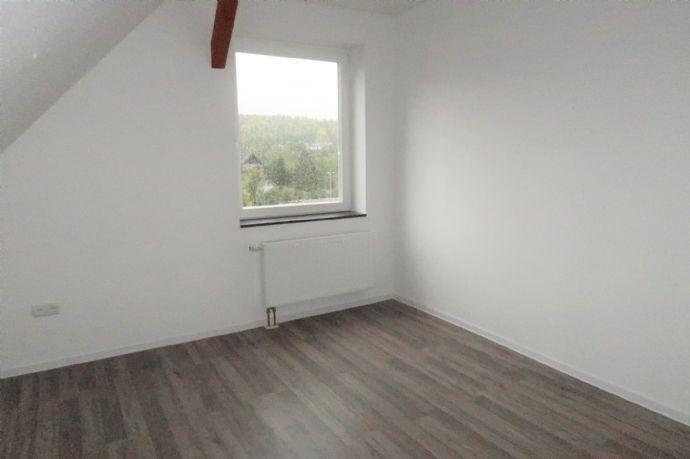 Maisonettenwohnung Nieste - 5 Zimmer, 100 m&sup2;, 800&euro; | Angebot:25252935