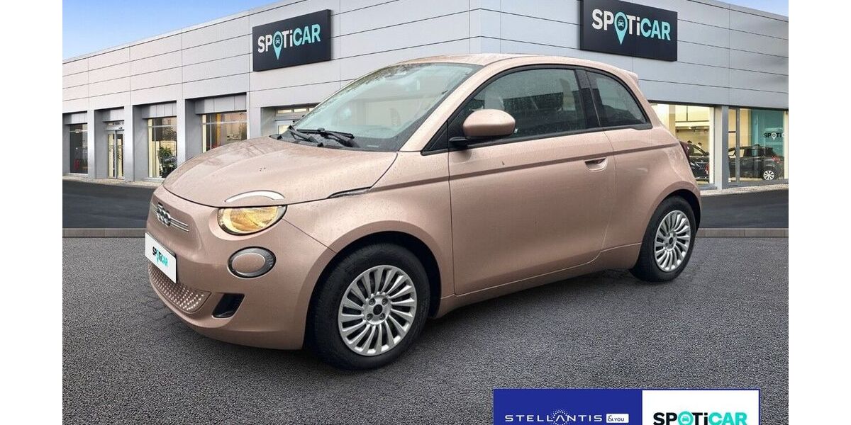 Fiat 500e 7.989 km 18.450 &euro; Essen 45143