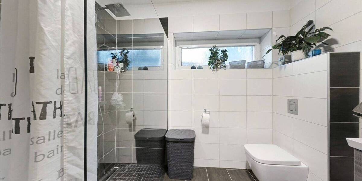 Einfamilienhaus Warstein Sichtigvor - 7 Zimmer, 150 m&sup2;, 299.000&euro; | Angebot:26029109