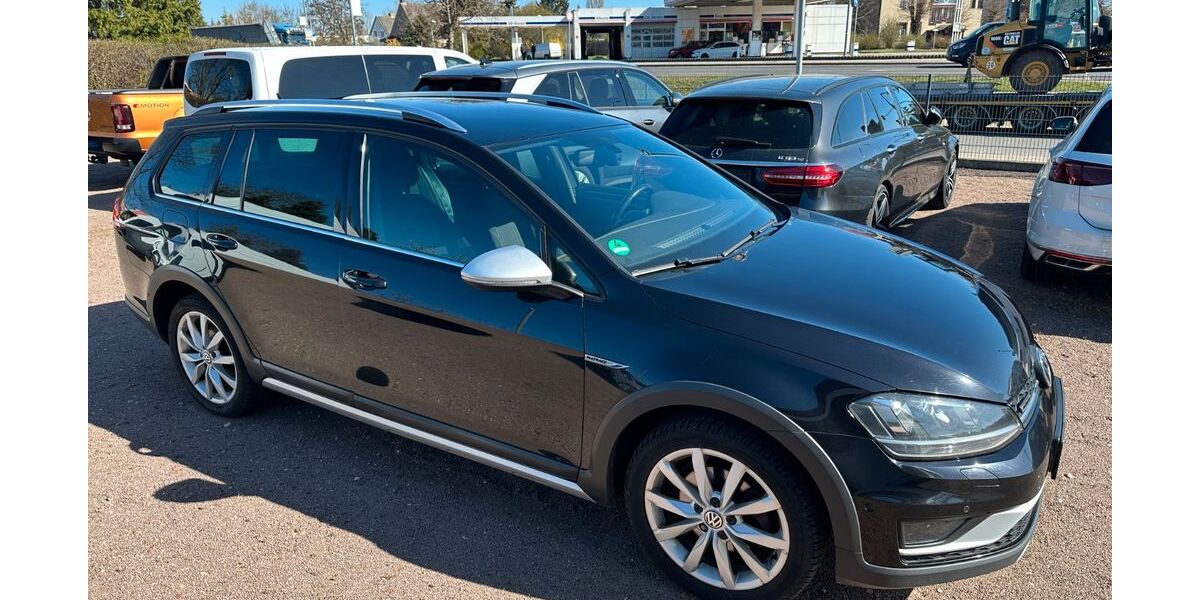 VW Golf 235.932 km 7.850 &euro; Elsterwerda 04910