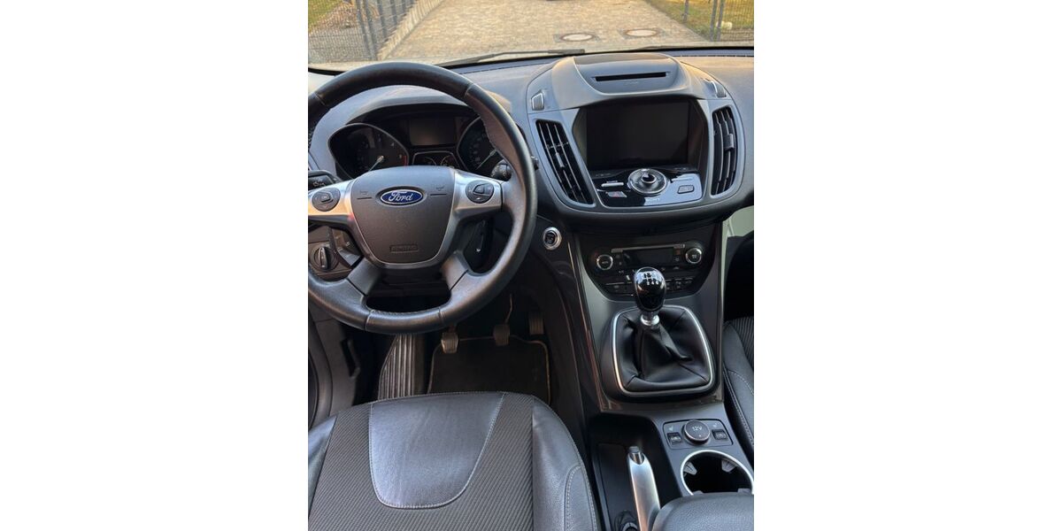 Ford Kuga 156.500 km 11.500 &euro; Maxhütte-Haidhof 93142
