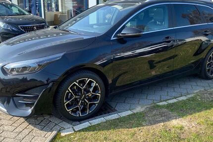 Kia ceed Sportswagon 63.500 km 20.790 &euro; Wallenhorst 49134