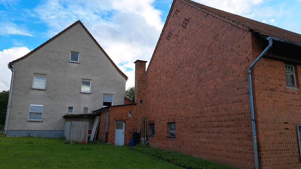 Mehrfamilienhaus, Wohnhaus Bad Hersfeld - 7 Zimmer, 217 m&sup2;, 250.000&euro; | Angebot:26858323