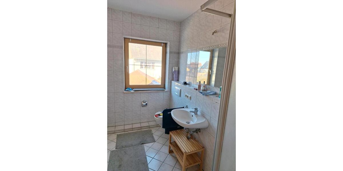 Dachgeschoßwohnung Merching - 1 Zimmer, 43 m&sup2;, 700&euro; | Angebot:25445187