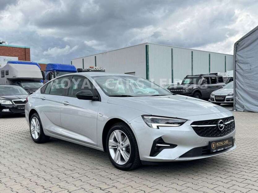 Opel Insignia 88.800 km 12.990 € Machern 04827