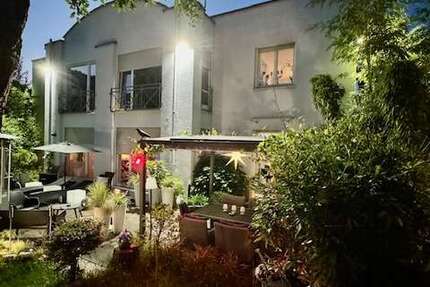 Haus zum Kaufen in Annweiler 589.000 € 278 m² 8 zimmer