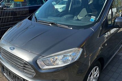 Ford Tourneo Courier 199.700 km 4.999 &euro; Köln 51145