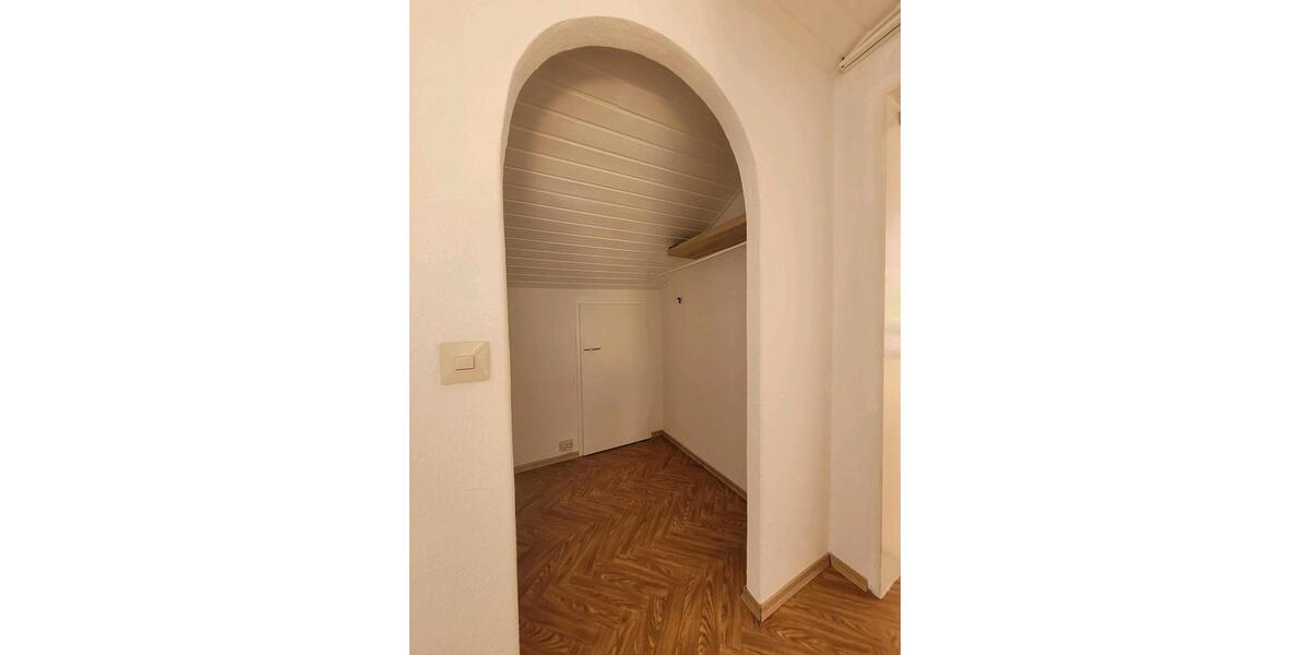 Dachgeschoßwohnung Immenstadt im Allgäu - 5 Zimmer, 102 m&sup2;, 370.000&euro; | Angebot:26326287