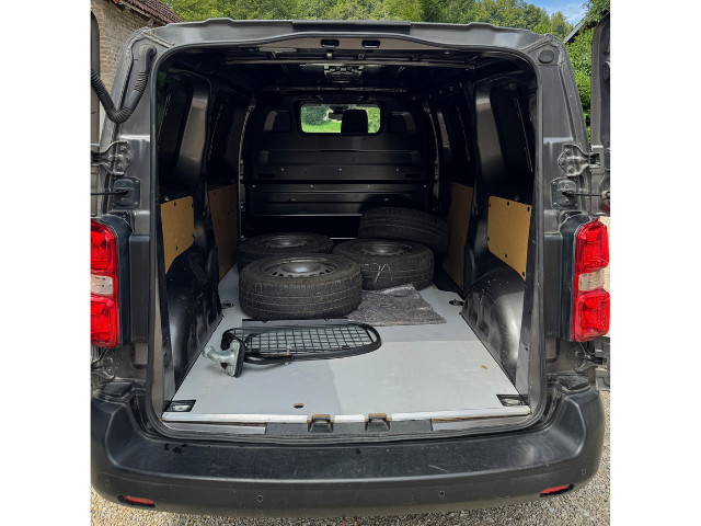 Peugeot Expert Kasten 95.000 km 12.900 € Hartenstein 08118