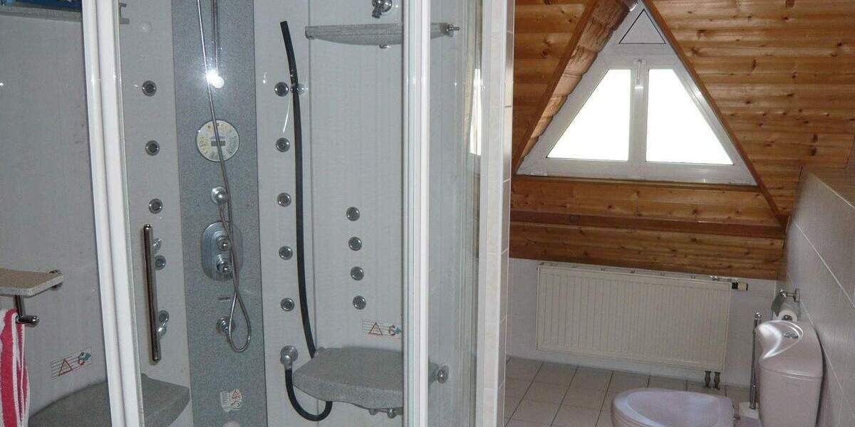 Einfamilienhaus Geroda Platz - 1 Zimmer, 223 m&sup2;, 425.000&euro; | Angebot:25697579