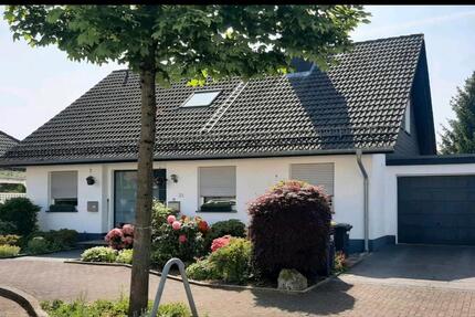 Wohnung Lüdenscheid Brügge - 3.5 Zimmer, 105 m&sup2;, 1.200&euro; | Angebot:26403795