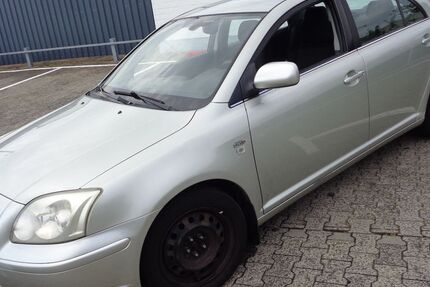 Toyota Avensis 255.415 km 2.090 &euro; Mühlheim 63165