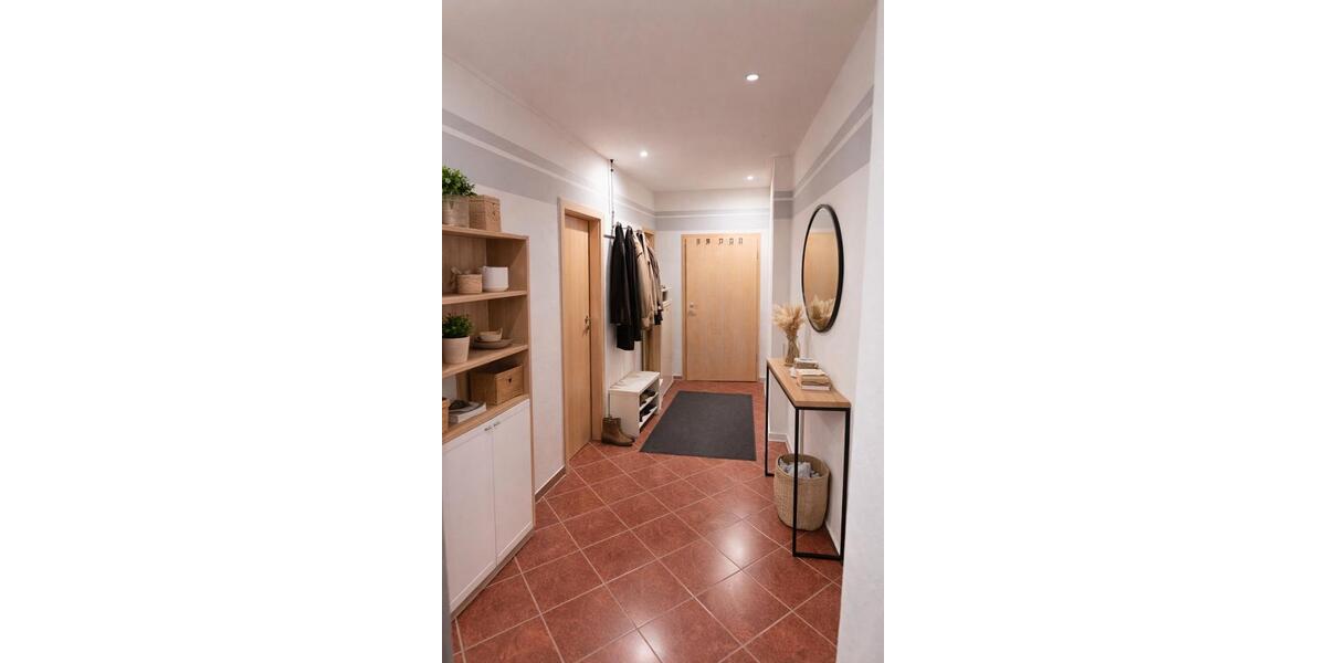 Maisonettenwohnung Halle (Saale) Damaschkestraße - 3 Zimmer, 110 m&sup2;, 195.000&euro; | Angebot:26370276