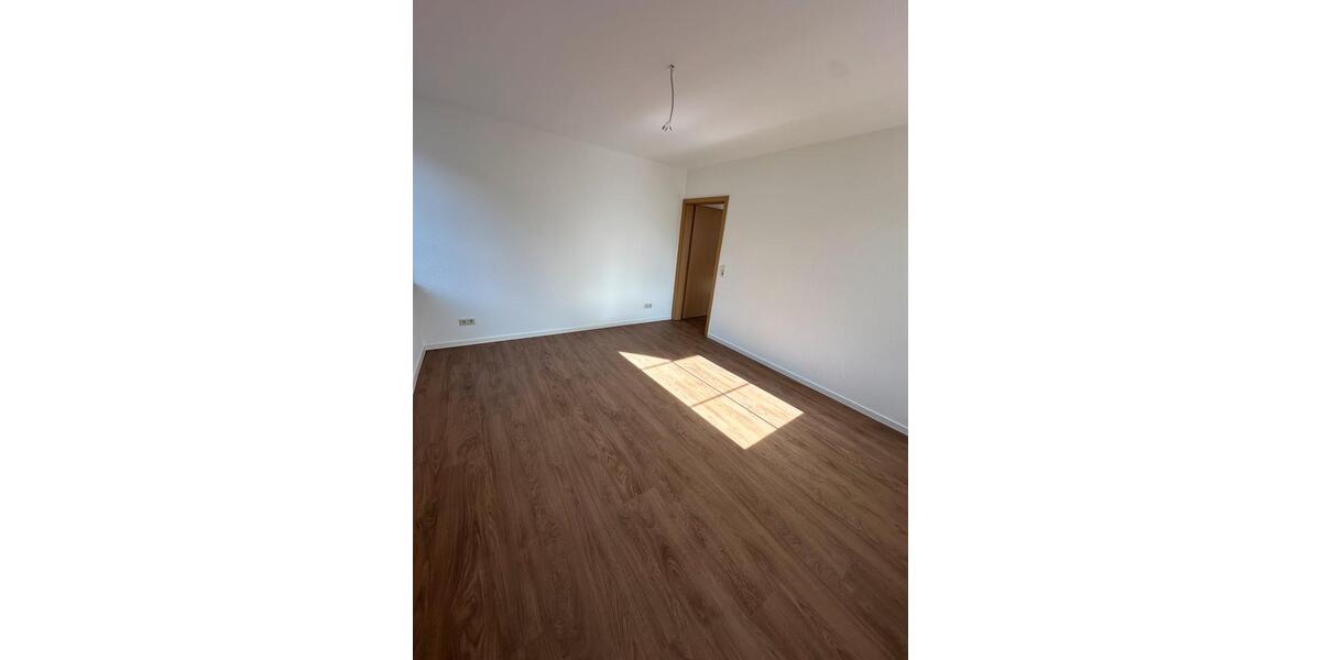 Hochparterre Pockau-Lengefeld Lengefeld - 2 Zimmer, 59 m&sup2;, 354&euro; | Angebot:24353950
