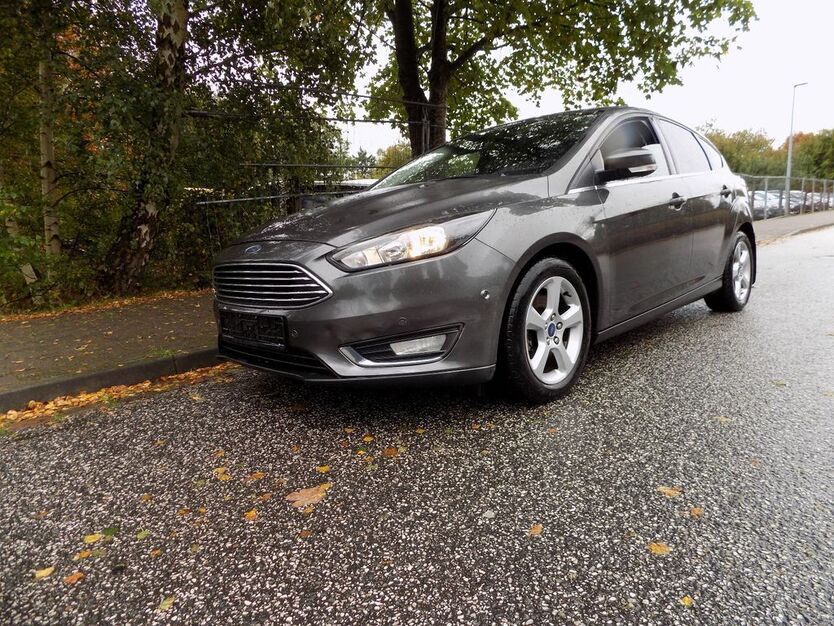 Ford Focus 81.346 km 9.800 € Hohenwestedt 24594