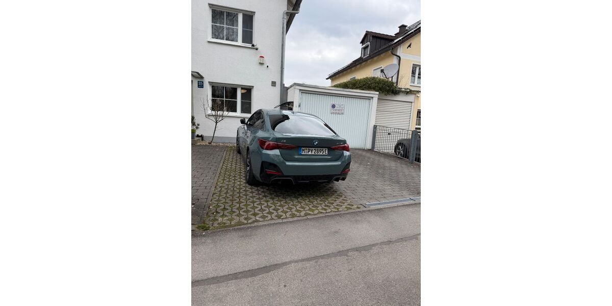 BMW i4 19.600 km 47.900 &euro; München 80939