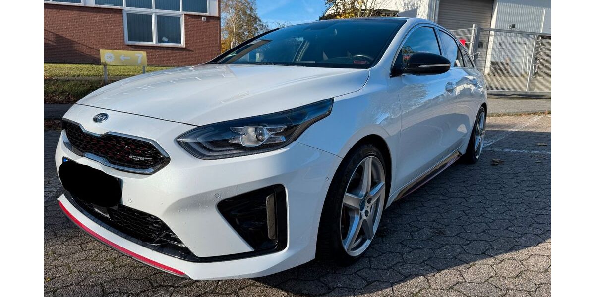 Kia pro ceed / ProCeed 98.000 km 22.999 &euro; Kiel 24106