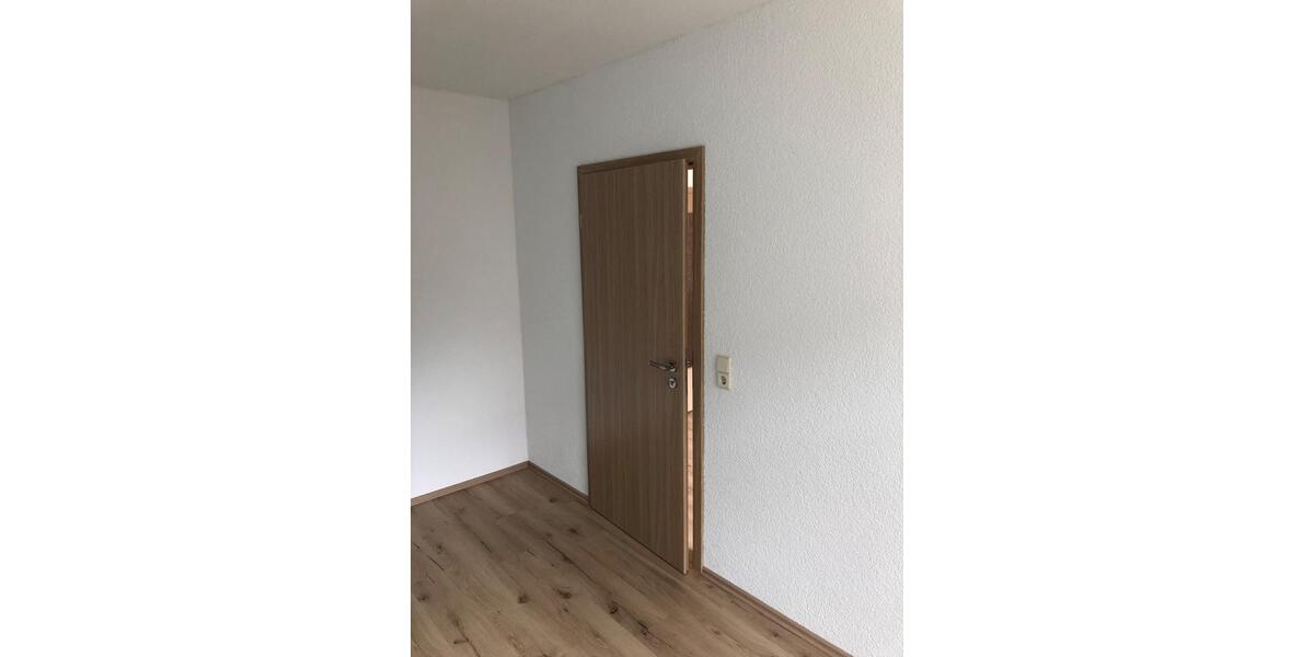 Erdgeschoßwohnung Leisnig - 2 Zimmer, 46 m&sup2;, 255&euro; | Angebot:25986955