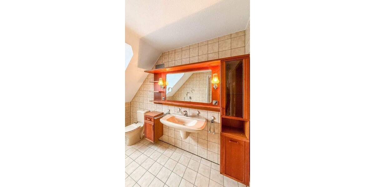 Einfamilienhaus Rösrath Kleineichen - 7 Zimmer, 167 m&sup2;, 845.000&euro; | Angebot:25142827