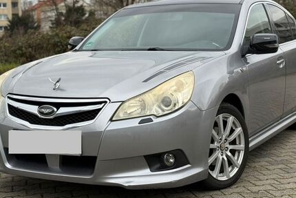 Subaru Legacy 285.000 km 3.500 &euro; Frankfurt am Main 65933