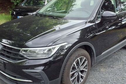 VW Tiguan 110.000 km 22.480 &euro; Reutlingen 72770