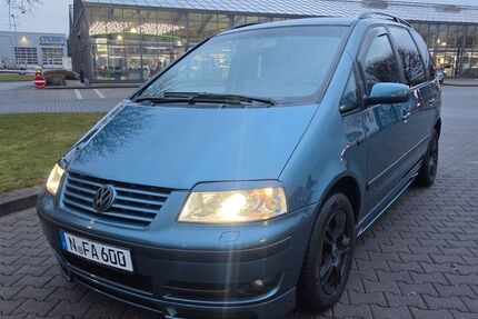 VW Sharan 230.408 km 7.900 &euro; Nürnberg 90439