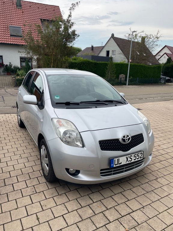 Yaris