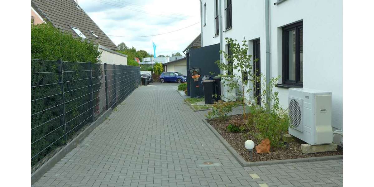 Einfamilienhaus Sankt-Augustin Augustin - 5 Zimmer, 153 m&sup2;, 2.200&euro; | Angebot:27410055