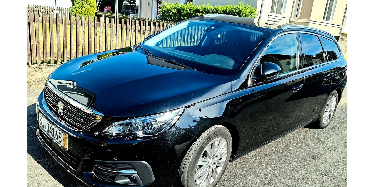 Peugeot 308 84.000 km 12.790 &euro; Seelze 30926