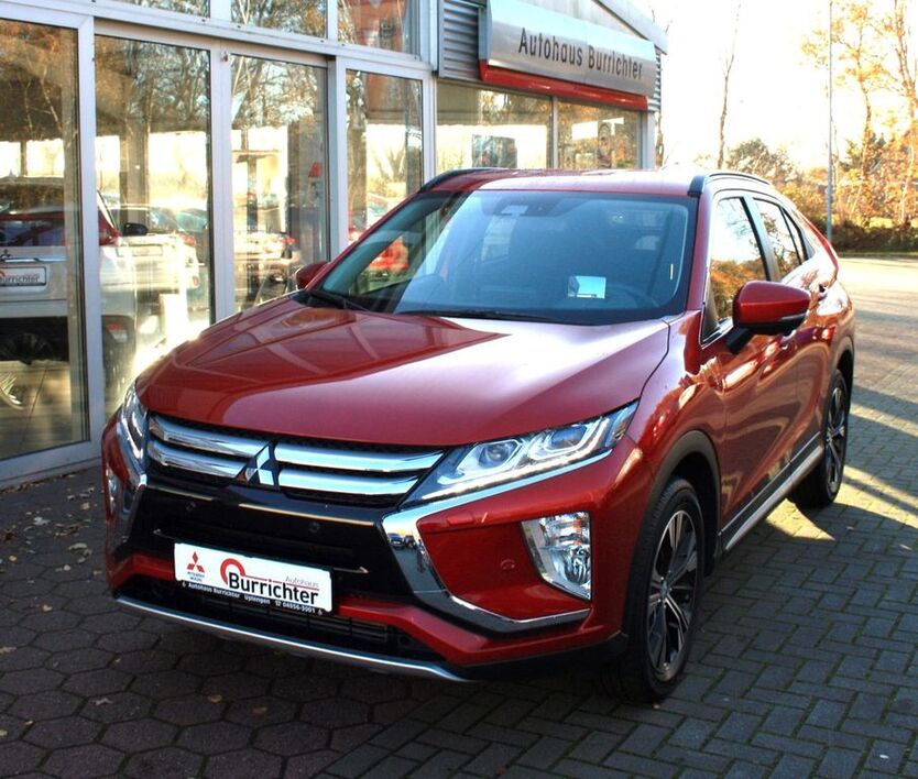 Mitsubishi Eclipse Cross 137.128 km 14.980 € Uplengen 26670
