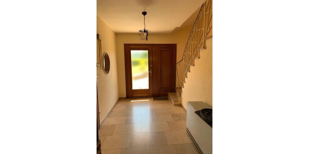 Einfamilienhaus Kröv - 12 Zimmer, 230 m&sup2;, 270.000&euro; | Angebot:26665782