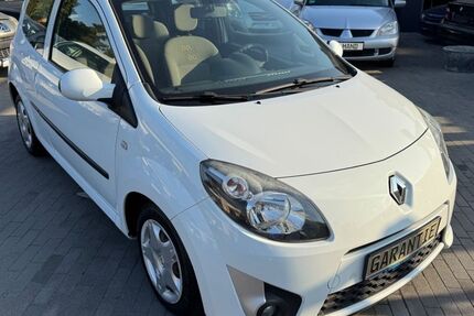 Renault Twingo 157.421 km 1.999 € Krostitz 04509