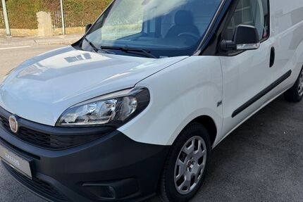 Fiat Doblo 27.750 km 16.890 &euro; München 81827