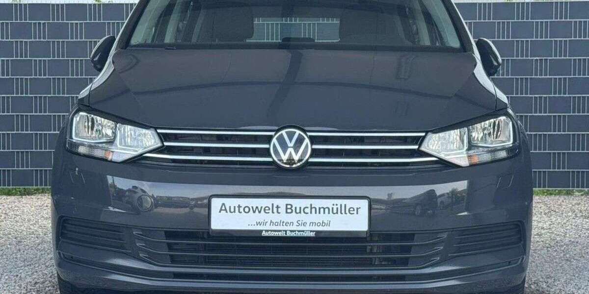 VW Touran 89.981 km 23.980 &euro; Nersingen 89278