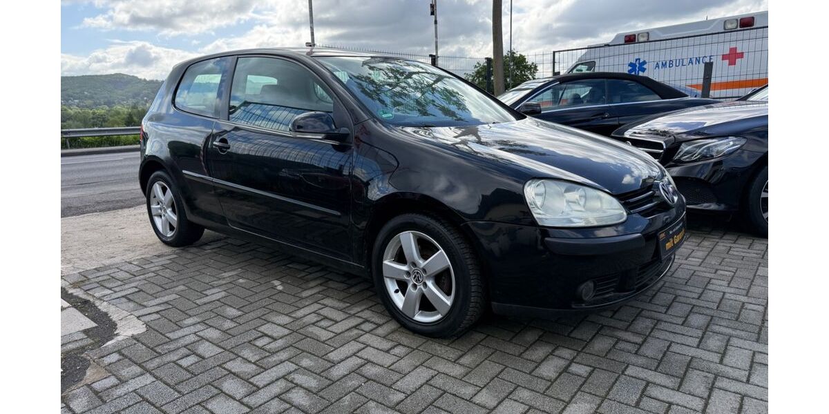 VW Golf 163.000 km 3.299 &euro; Bonn 53179