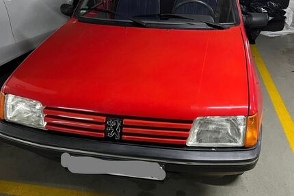 Peugeot 205 30.000 km 3.950 &euro; München 80634