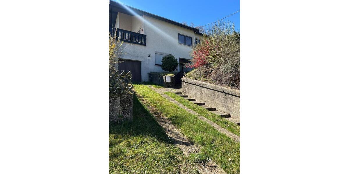 Einfamilienhaus Blieskastel - 11 Zimmer, 165 m&sup2;, 289.000&euro; | Angebot:26334429