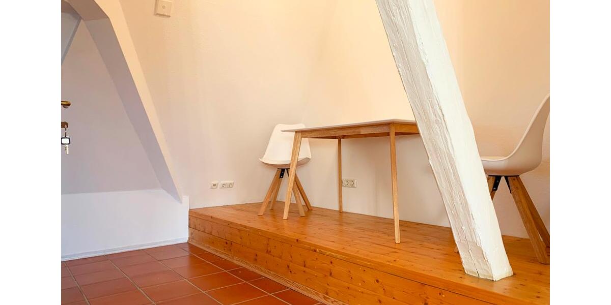 Dachgeschoßwohnung Halle (Saale) - 3 Zimmer, 75 m&sup2;, 1.190&euro; | Angebot:26008357