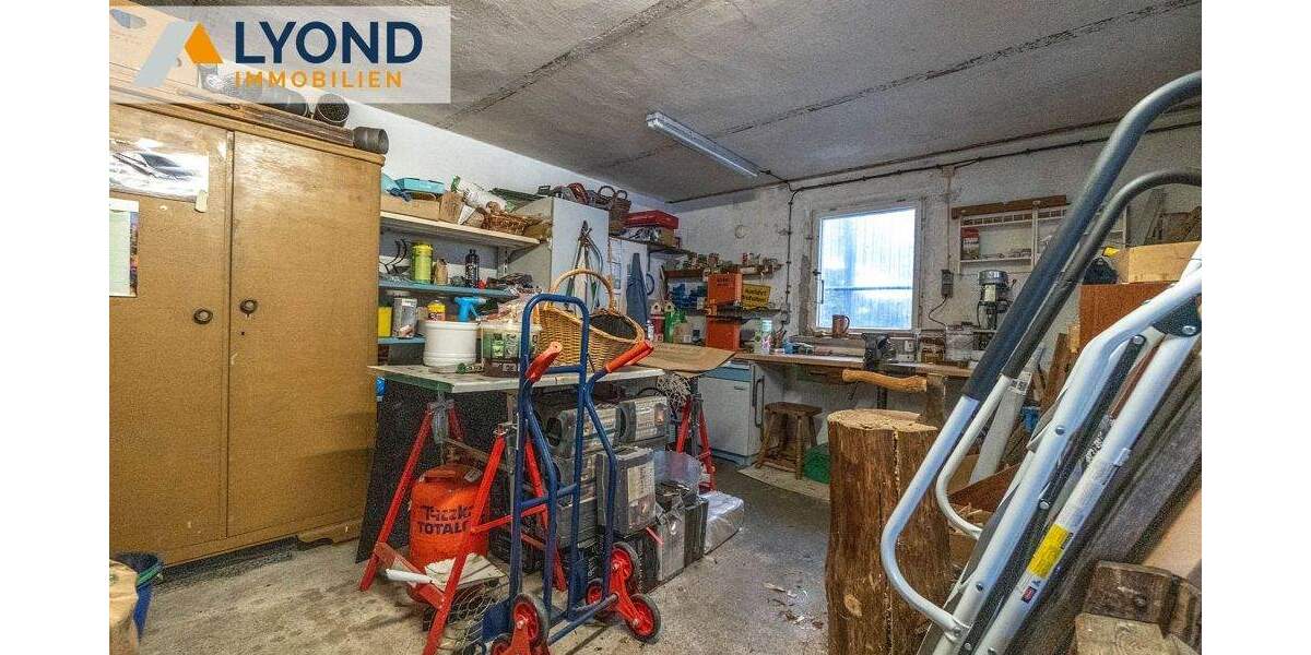 Einfamilienhaus Frankenhain Frankenhain - 4 Zimmer, 138 m&sup2;, 185.000&euro; | Angebot:24137402